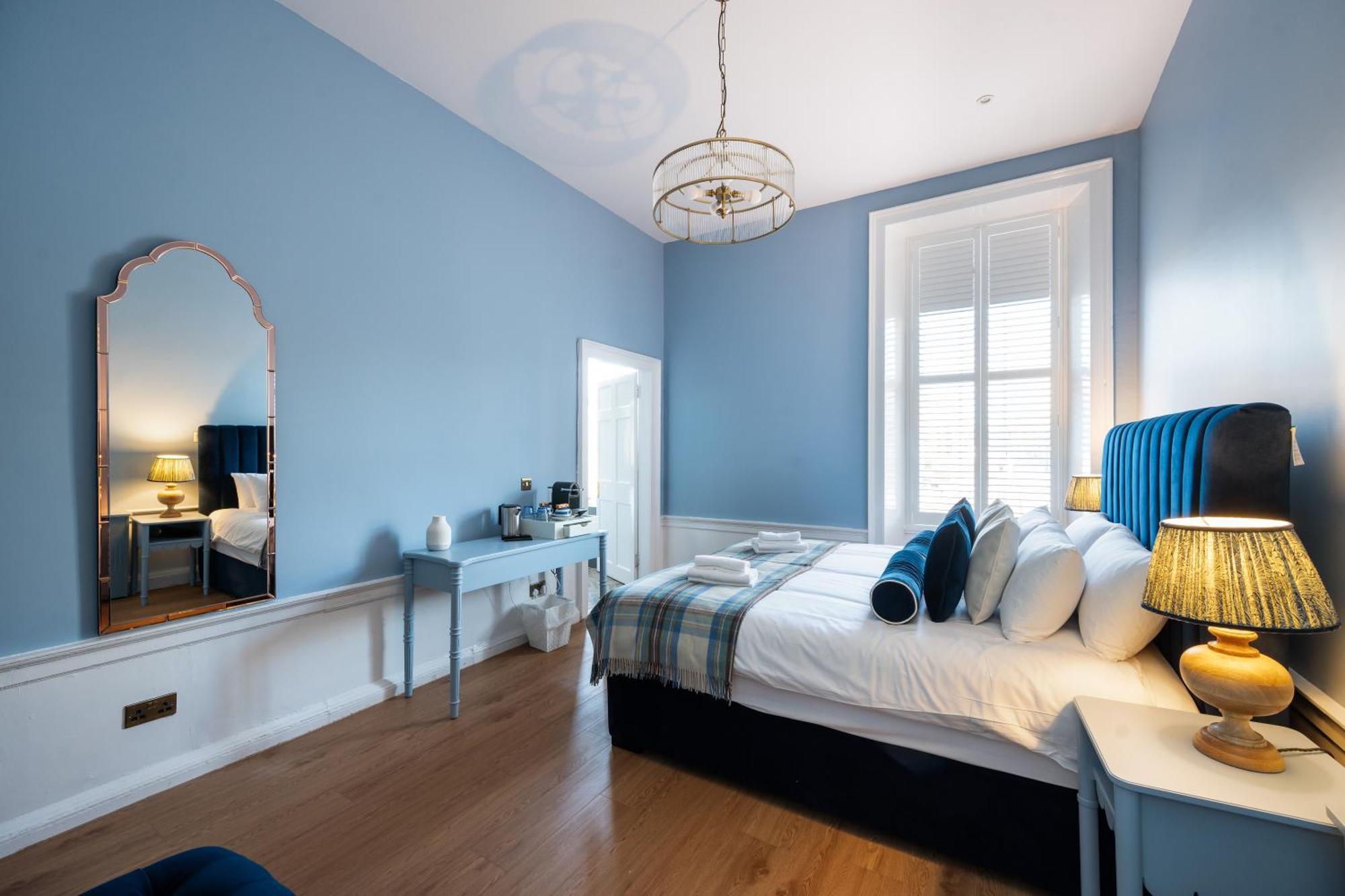 No. 53 Frederick Street Affittacamere 3*